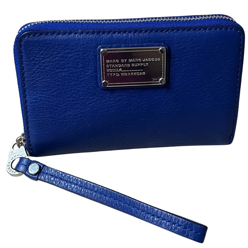 EUC Marc by Marc Jacobs Cobalt Blue Leather Zip Around Classic Q Wallet Wristlet - Picture 2 of 12